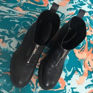 Zara Black Flat Boots